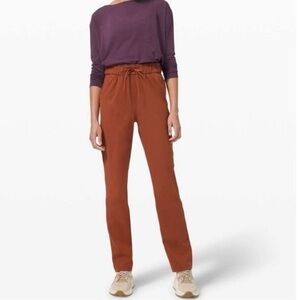 Lululemon Keep Moving Jogger | Size 2